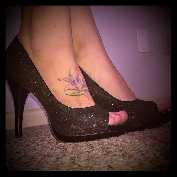 Rampage Heels, Size 7M - Picture 2 of 8